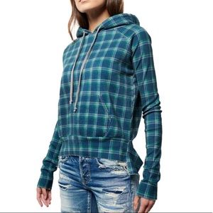 Frank & Eileen Tee Lab pullover hoodie. Length 21” Armpit to Armpit 21.5” Size M